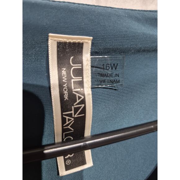 Julian Taylor New York Teal Pleated Cardigan Size 16W. Never Worn - Picture 5 of 6